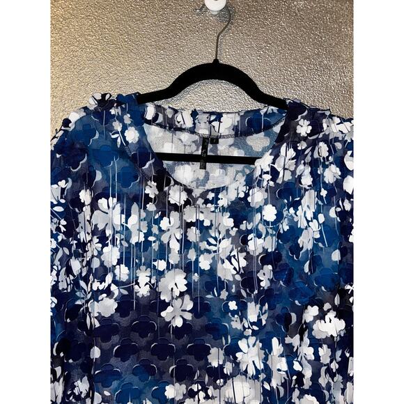 By JJ Office Business Casual Romcom Appliqué 3D Floral Shear 3/4 Sleeve Top - Picture 2 of 9